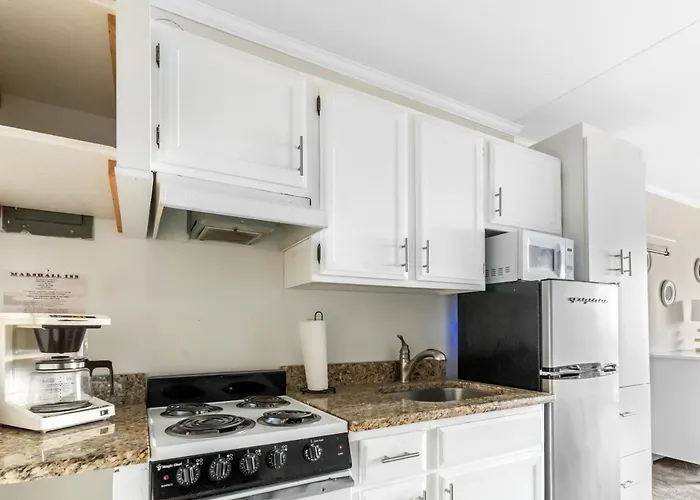 Apartment Cozy Oceanside With Pool And Free Linens *