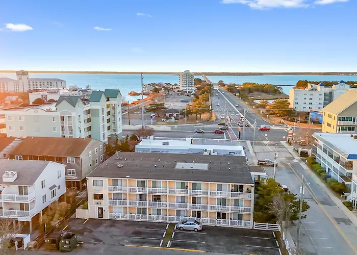 Cozy Oceanside With Pool And Free Linens Apartment Ocean City